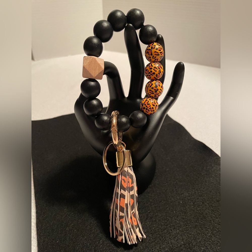 Wristlet Keychain.Stretchy With Wood Beads And Matching Tassel. New